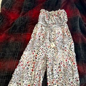 Jumpsuit/romper spring size small
